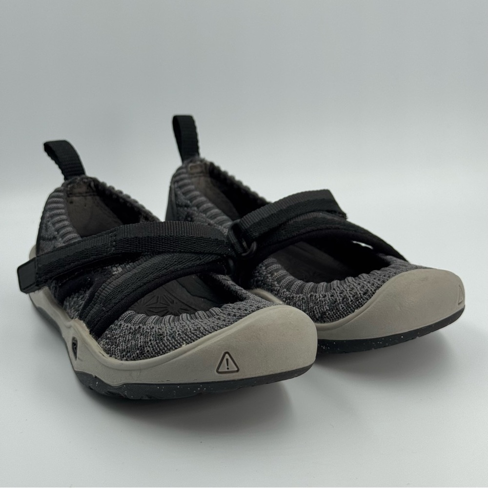 Keen Little Girls Moxie Black and Gray Mary Jane Sport Shoes Size 9 Summer Play